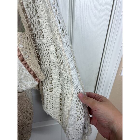 Vintage Crochet Floral Beaded Wearable Art Beige Earth Tones Sweater Medium - Picture 7 of 8